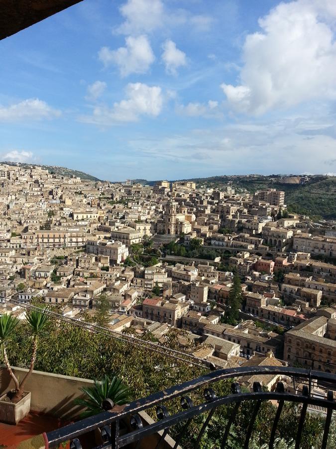 B&B La Terrazza Dell'Itria โมดิกา ภายนอก รูปภาพ