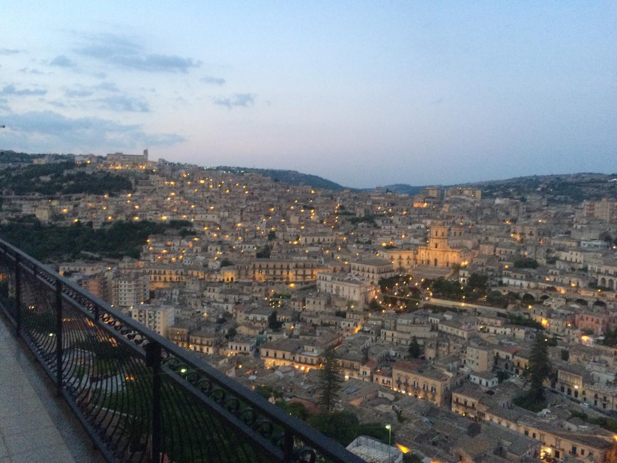 B&B La Terrazza Dell'Itria โมดิกา ภายนอก รูปภาพ
