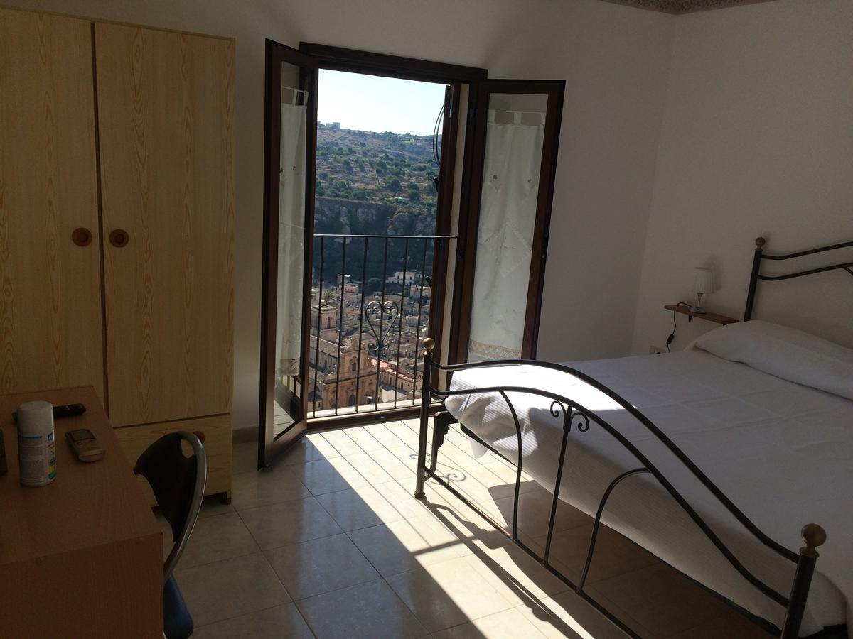B&B La Terrazza Dell'Itria โมดิกา ภายนอก รูปภาพ